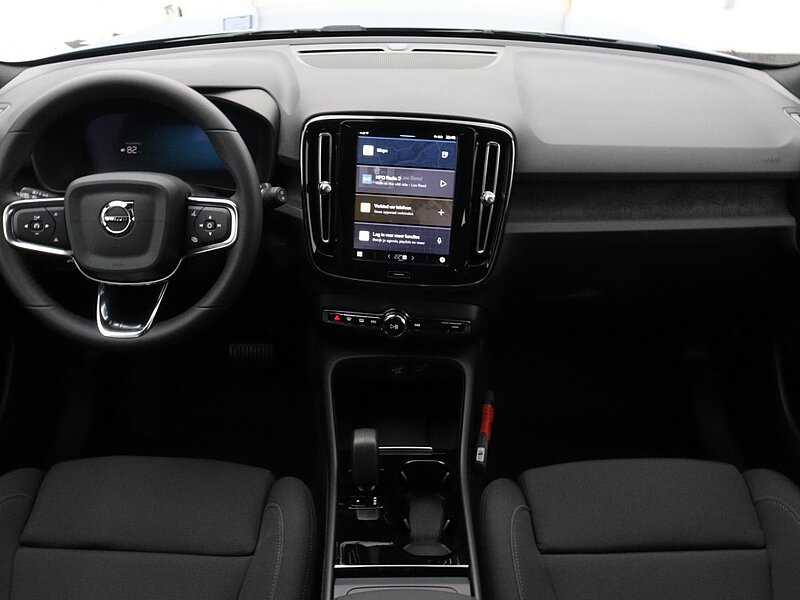 40448916 volvo xc40 single core 69 kwh navi camera pre conditioning cruise 6 19