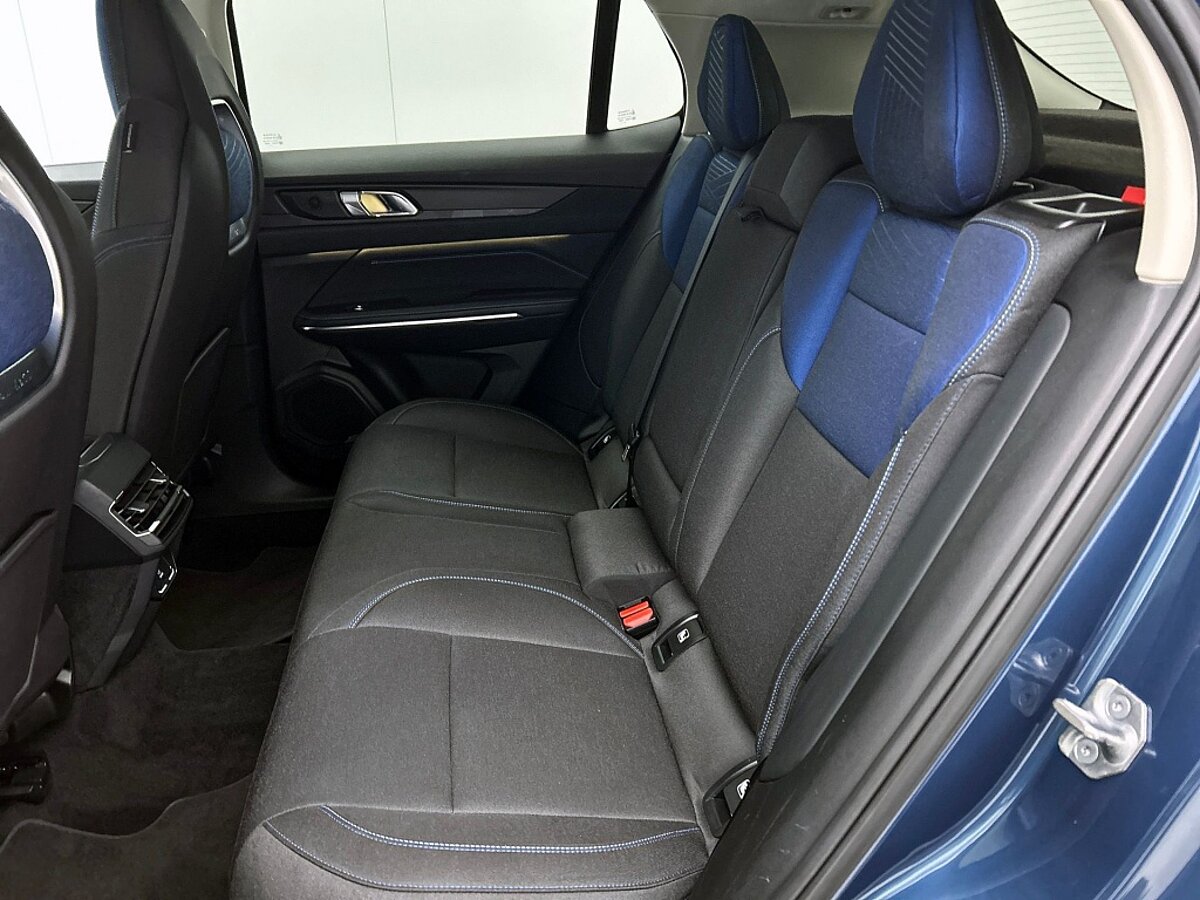 46582722 lynk co 01 1 5 hybride rijklaar inclusief 12 maanden garantie 66