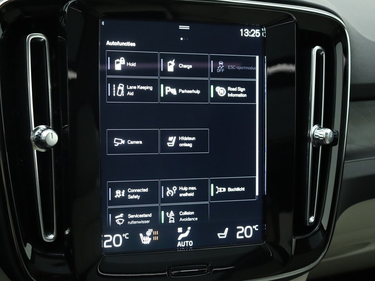 34949684 volvo xc40 1 5 t4 recharge ultimate 8f42b4