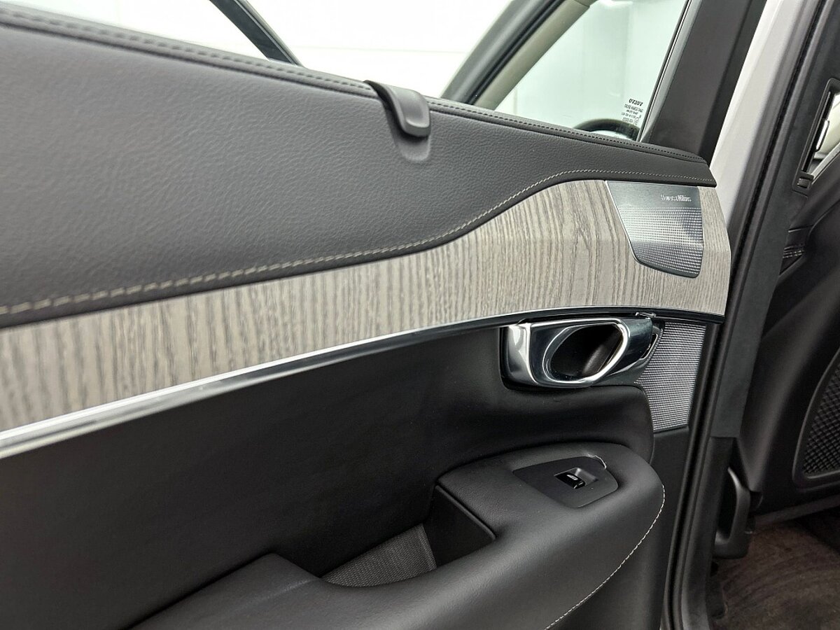 45880368 volvo xc90 2 0 t8 awd ultimate dark leder panorama dak blis 44