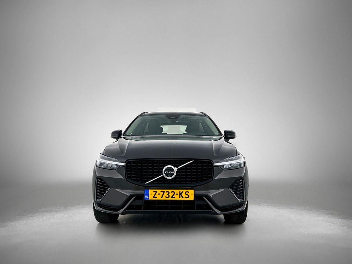 45959912 volvo xc60 2 0 t6 awd plus dark 6 04