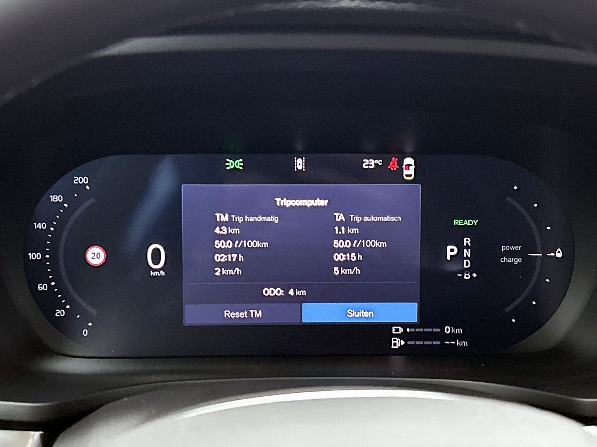 46693500 volvo v60 v60 t6 twin engine awd core business 19 velgen climate 7 03