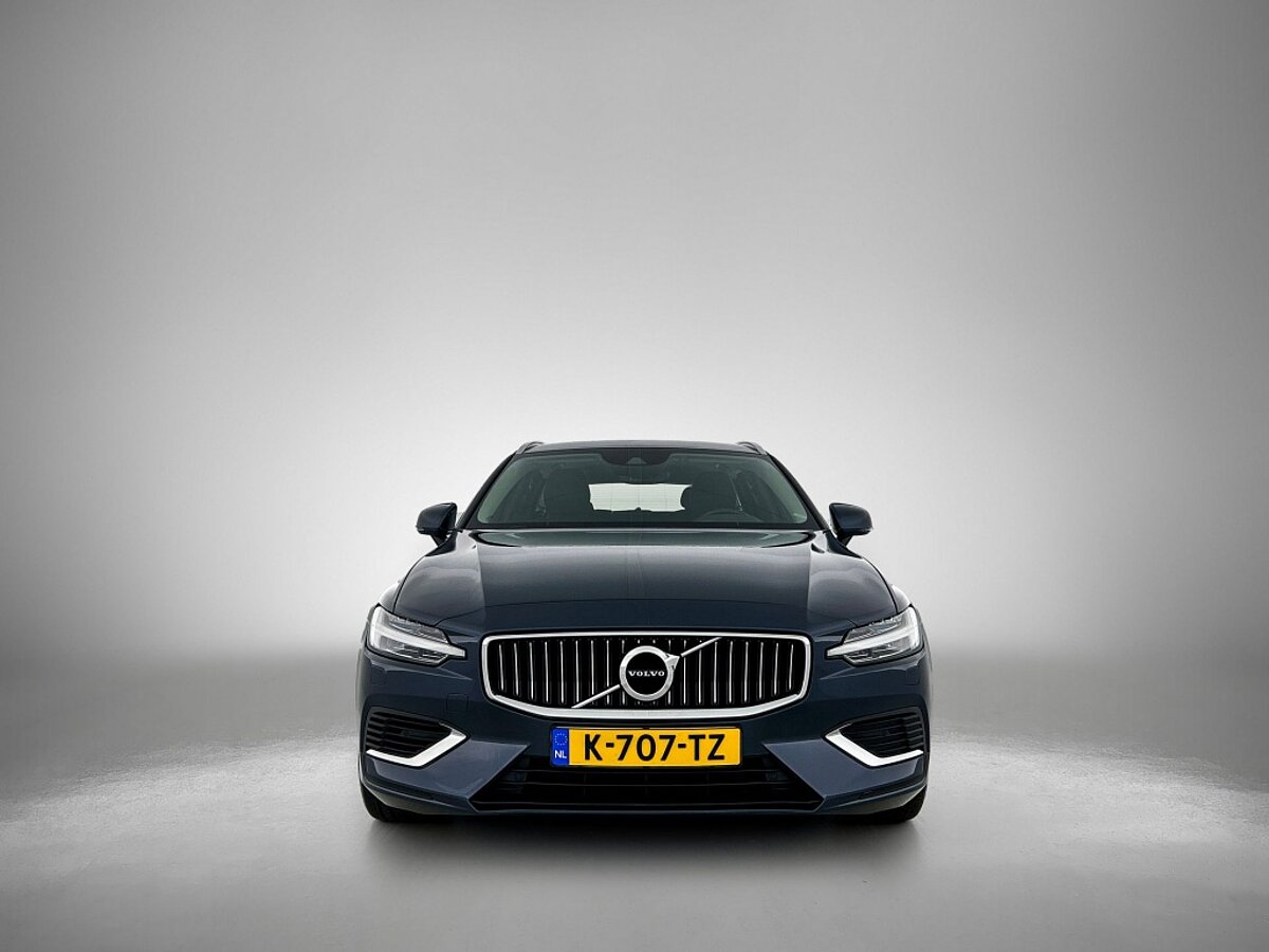 49484400 volvo v60 2 0 t6 inscription camera pilot assist blis 5 01