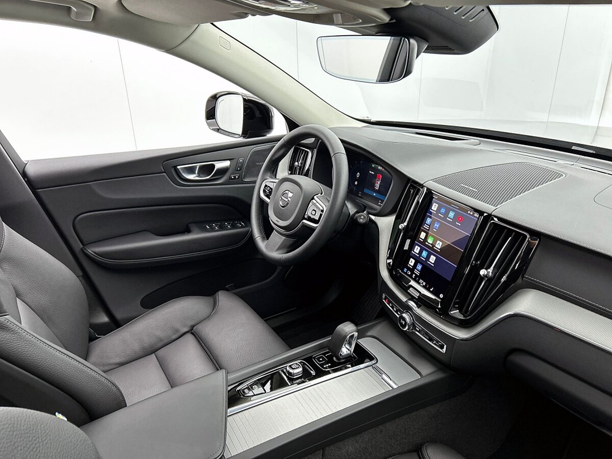 47466131 volvo xc60 t6 awd ultra dark plug in hybrid 7 02
