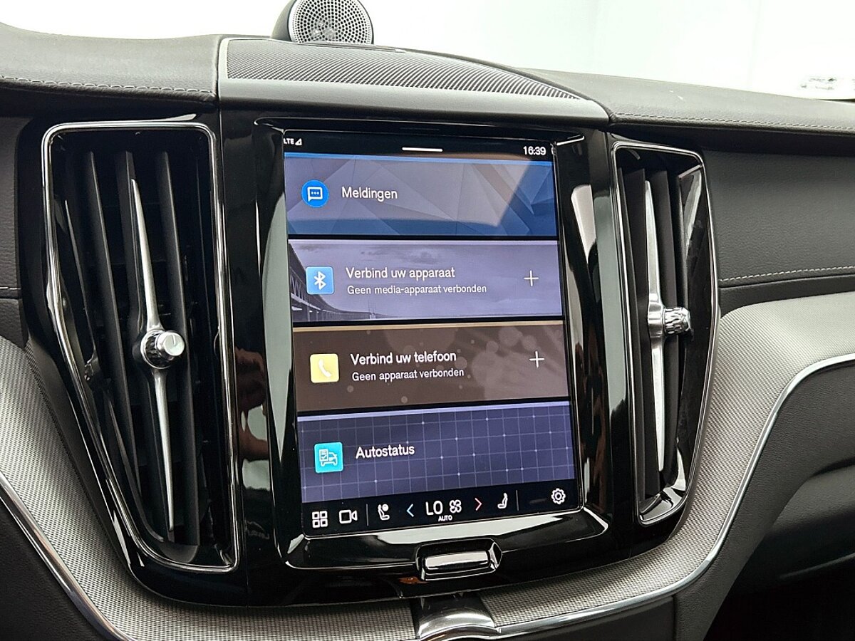 47507698 volvo xc60 t6 recharge awd ultimate dark bowers wilkins luchtvering 65