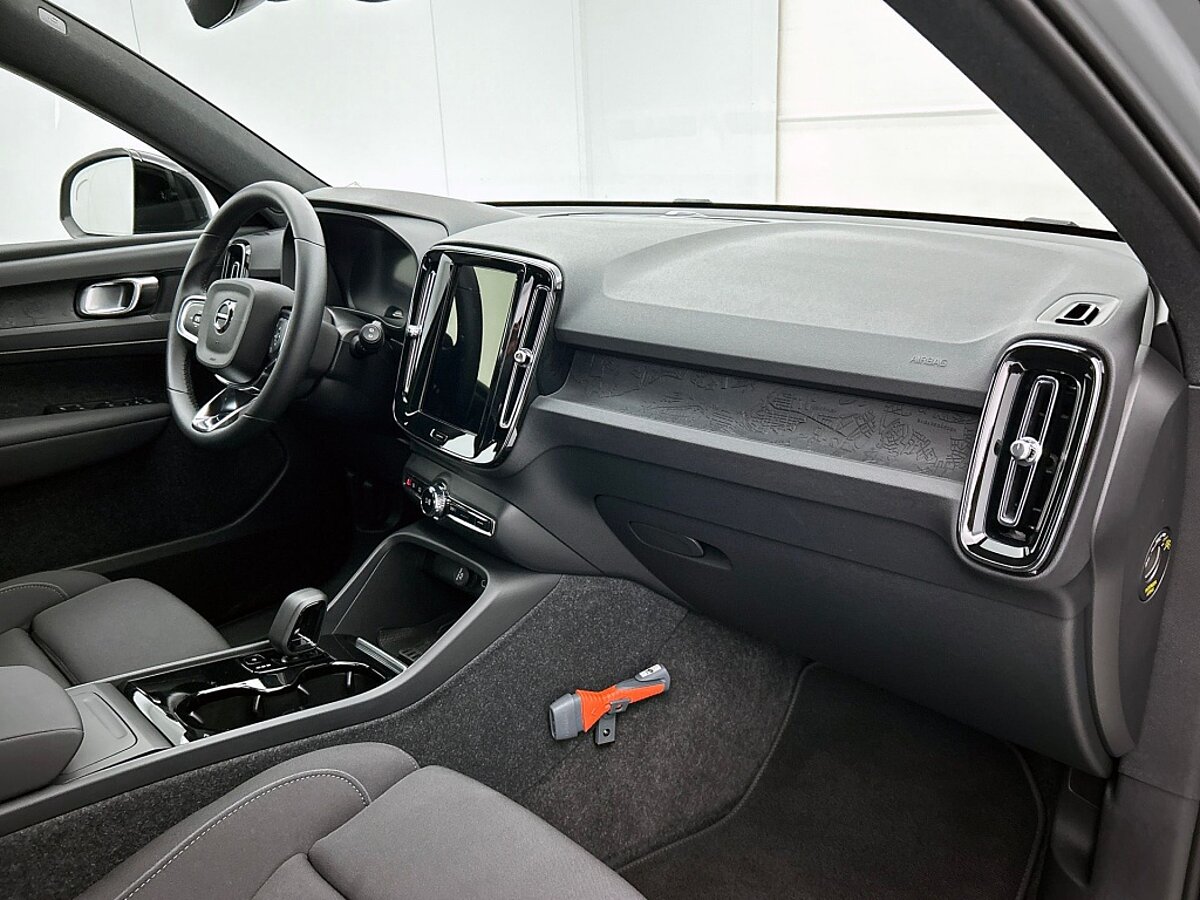 47908784 volvo xc40 extended plus 82 kwh trekhaak camera 19 lichtmetalen vel 37