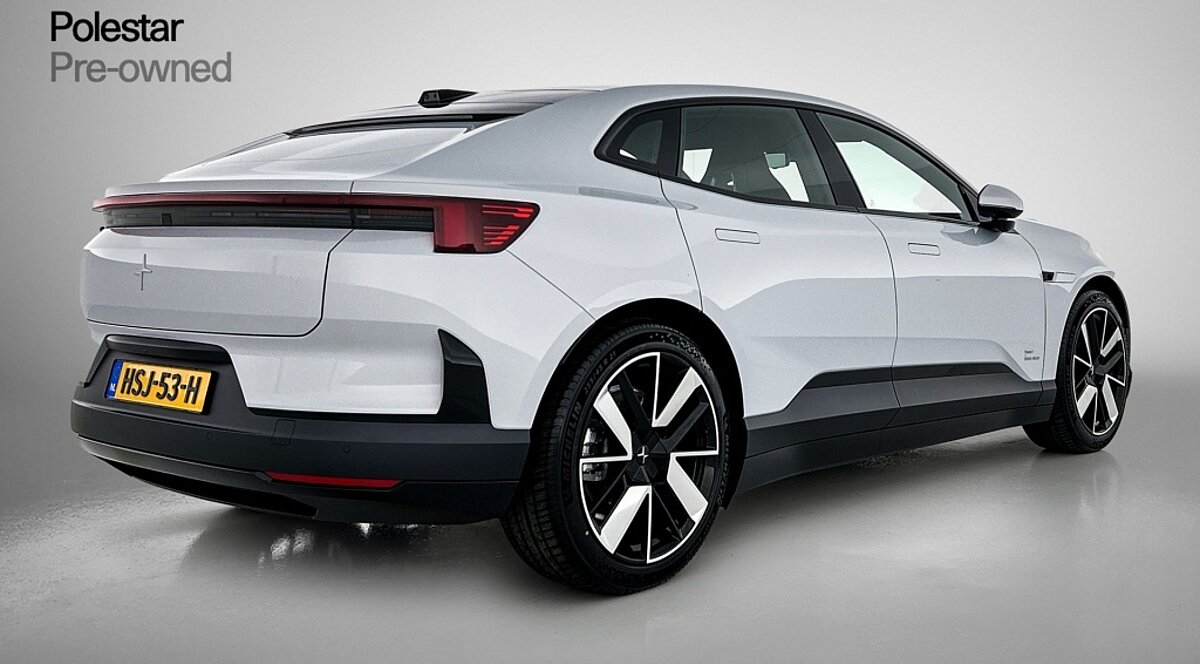 49265007 polestar 4 lrdm 100 kwh pilot plus 4 02