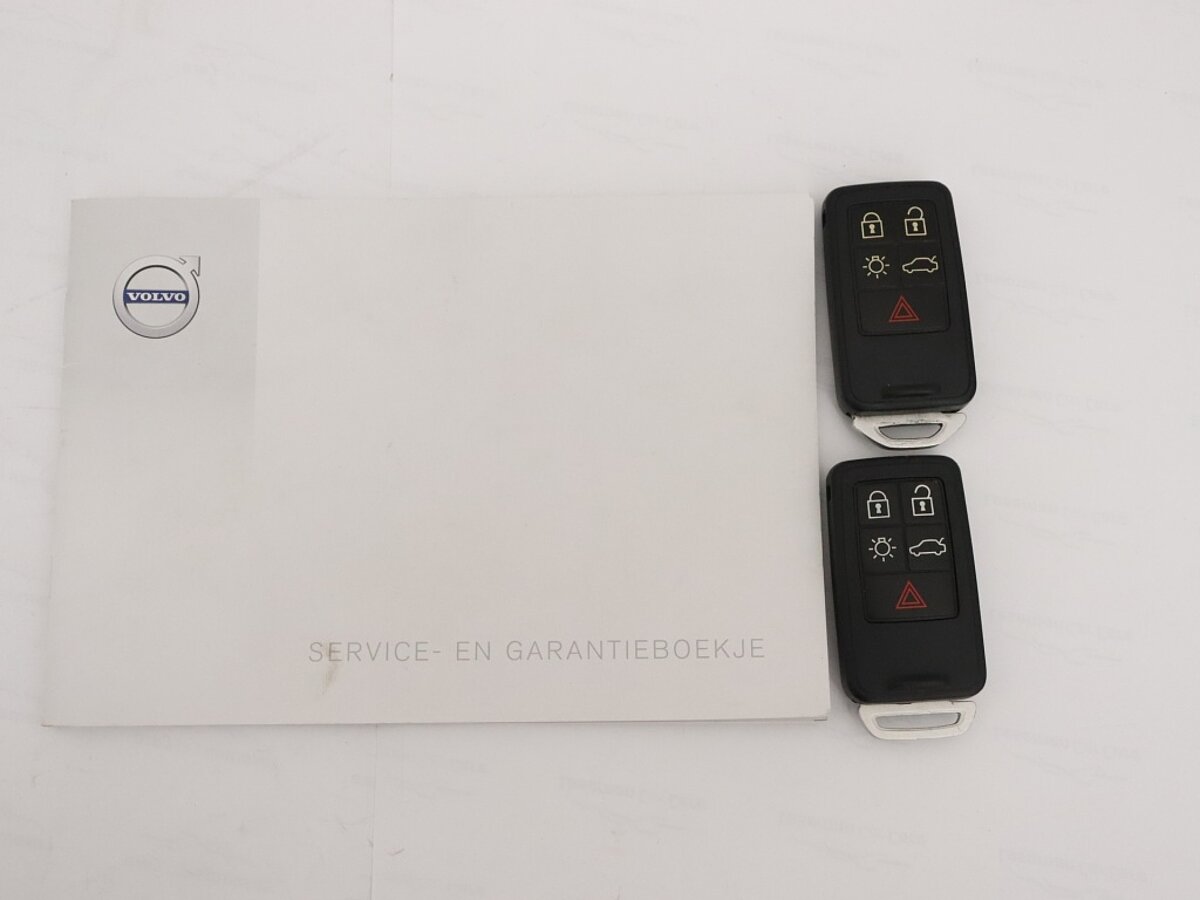 36050213 volvo v60 1 5 t3 r design f7b6d7