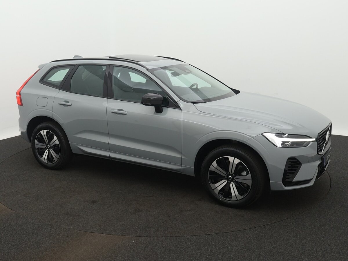 43680818 volvo xc60 2 0 t8 awd plus dark harman kardon 02
