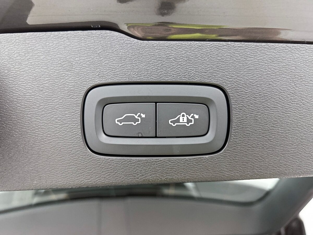 45956154 volvo v60 2 0 t6 awd plus dark 360a camera trekhaak panoramadak 14