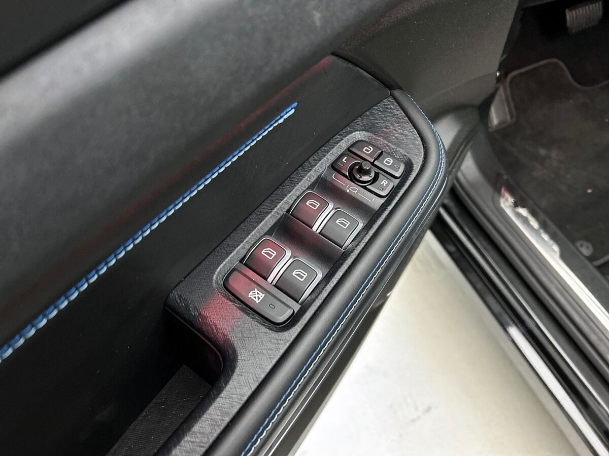 46582768 lynk co 01 1 5 phev bus ed rijklaar 1800kg trekvermogen cfc63e