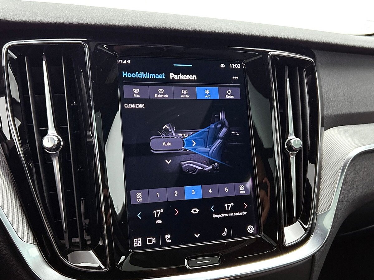 46919098 volvo v60 2 0 t6 plus dark trekhaak 882c03