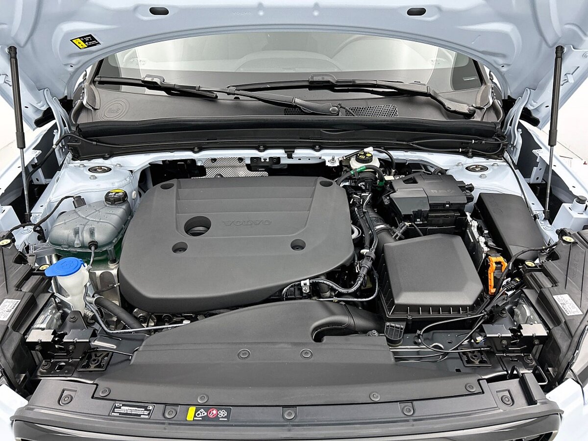 48515761 volvo xc40 2 0 b4 plus dark 19 inch trekhaak voorruit verwarming dda89d