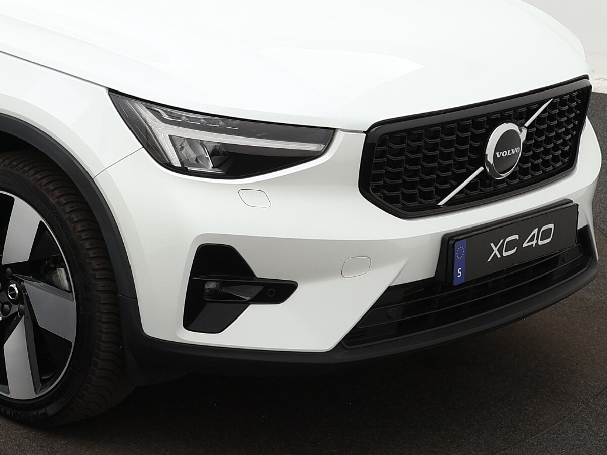 34949684 volvo xc40 1 5 t4 recharge ultimate fee672