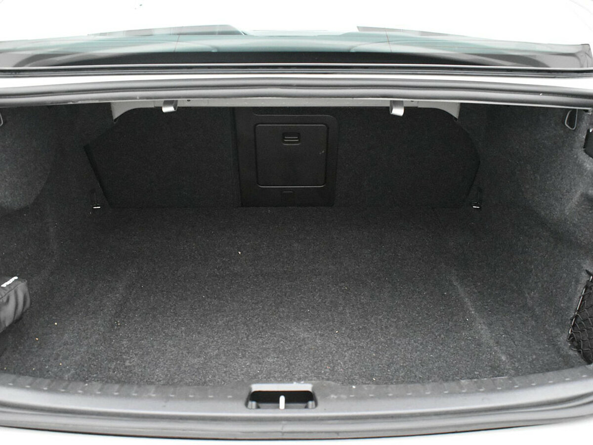36162684 volvo s60 2 0 b3 r design 1227cb