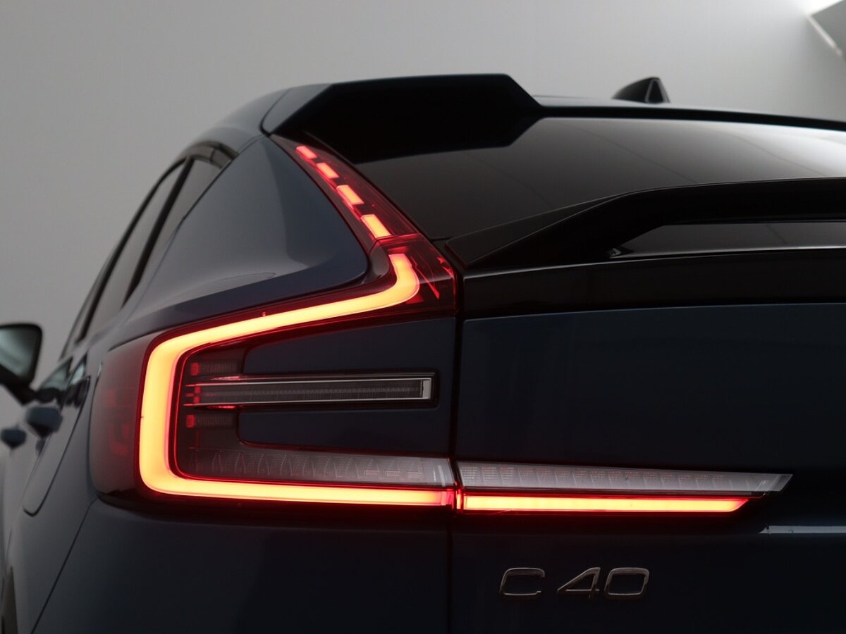 45734610 volvo c40 extended plus 82 kwh adaptive cruise trekhaak getint glas 9987aa