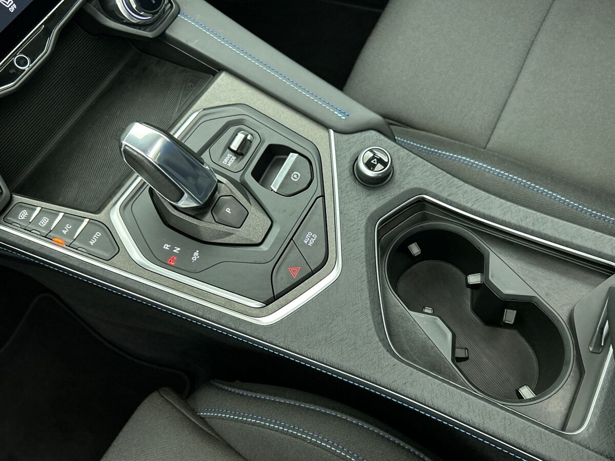 46583727 lynk co 01 1 5 hybride rijklaar inclusief 12 maanden garantie 69