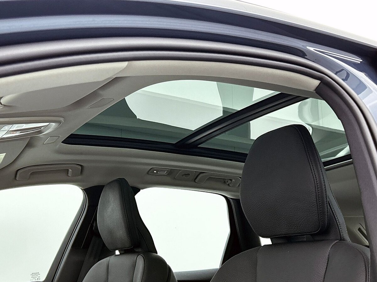 46744793 volvo xc60 2 0 t6 plus dark panorama dak all season trekhaak 66