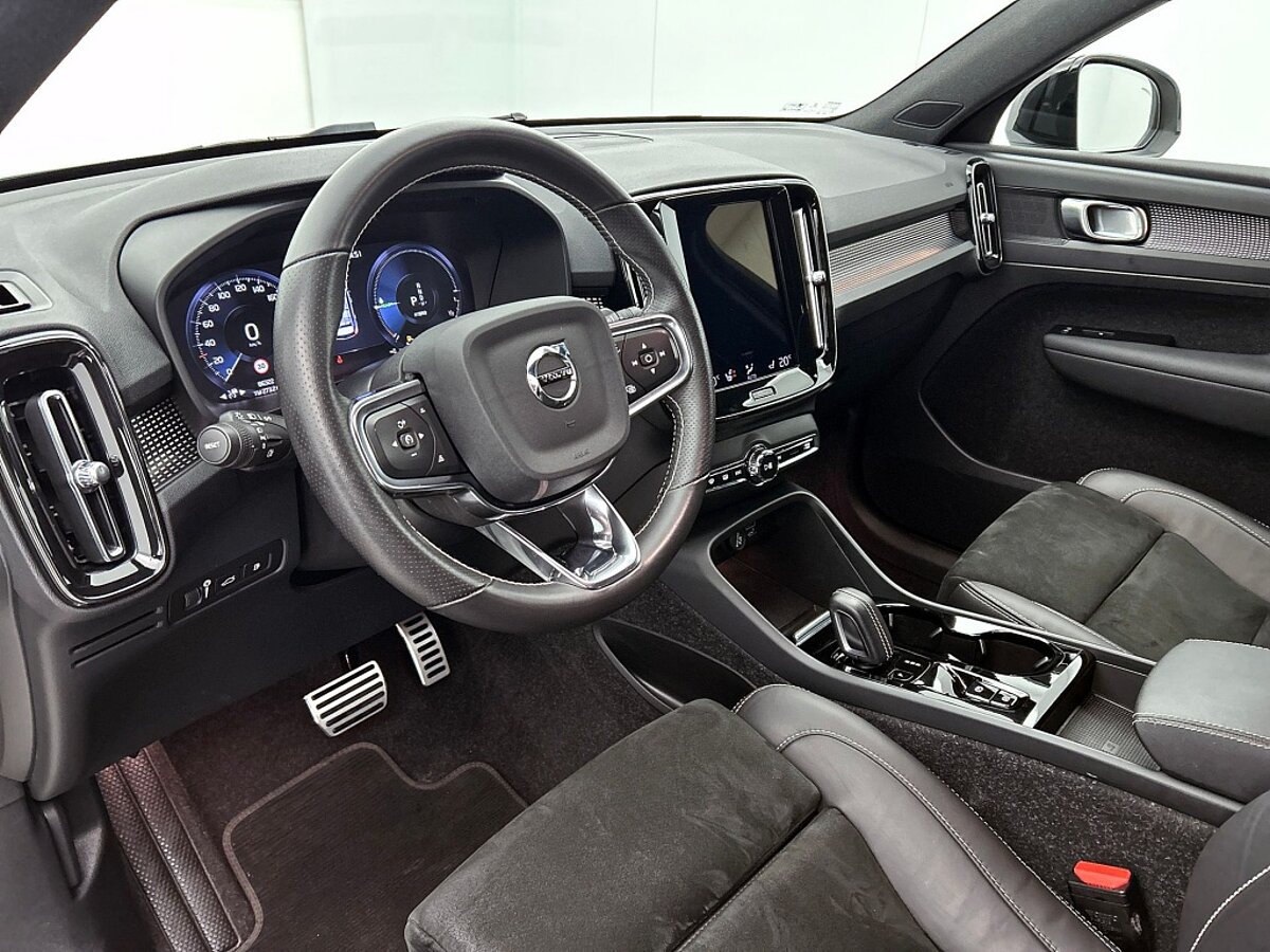 48055238 volvo xc40 1 5 t5 recharge r design 360ao camera bliss 18