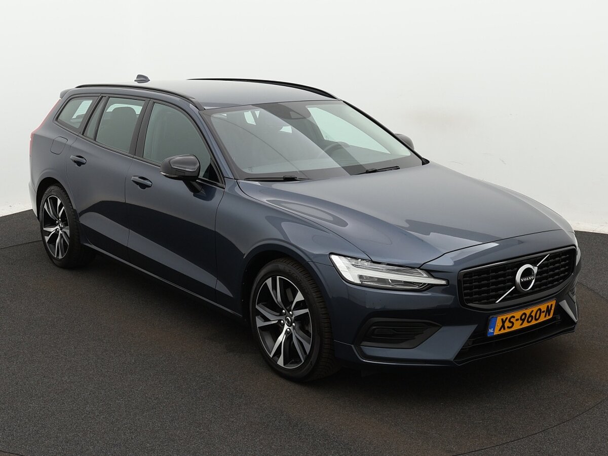 34899879 volvo v60 2 0 t5 automaat r design look leder 19 wielen 8 04