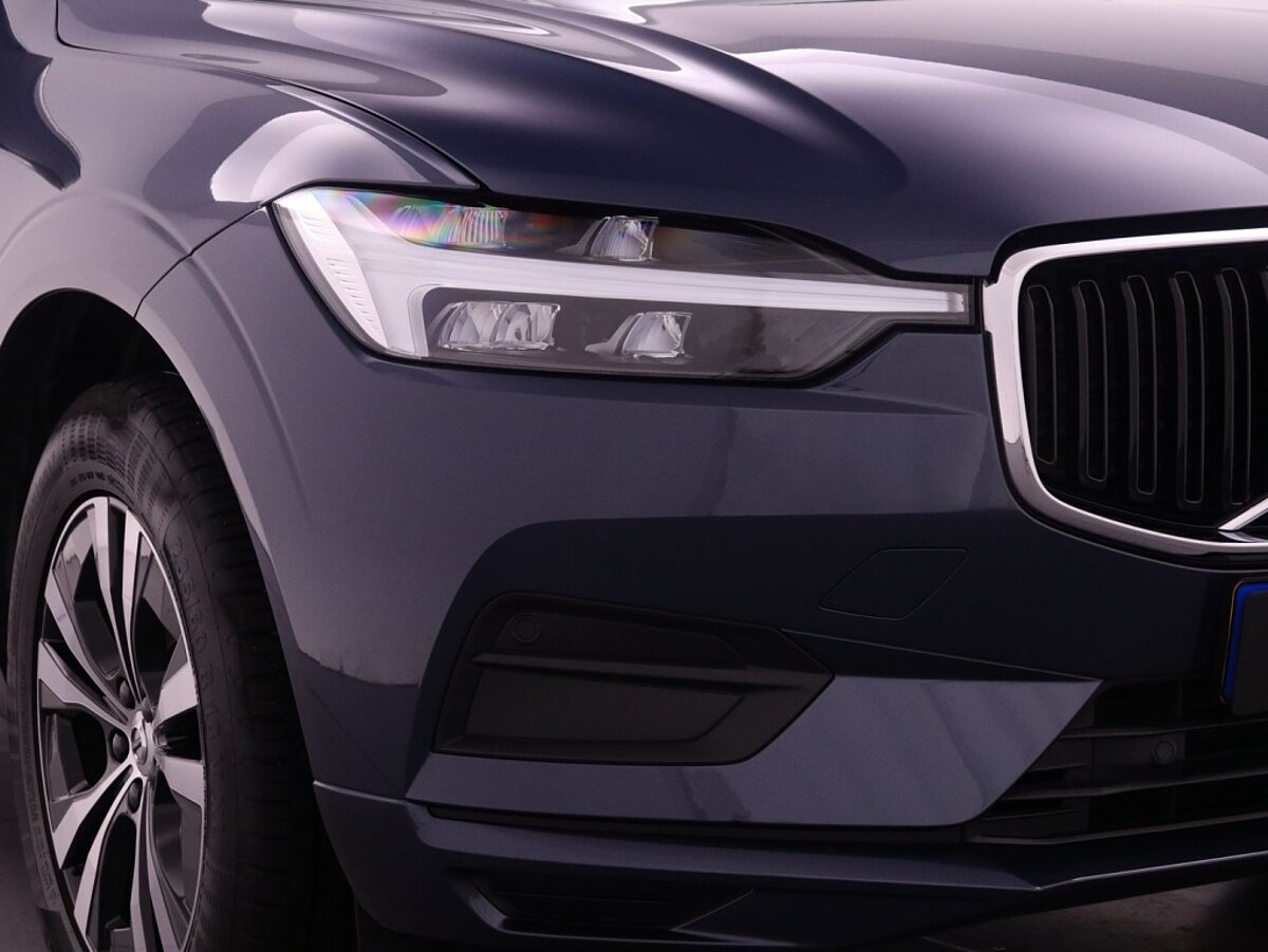36022184 volvo xc60 2 0 b5 momentum exclusive 11