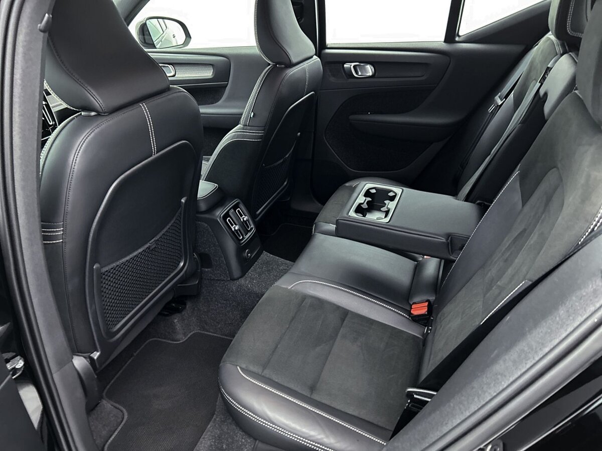 44713431 volvo xc40 1 5 t5 recharge r design origineel nl 29