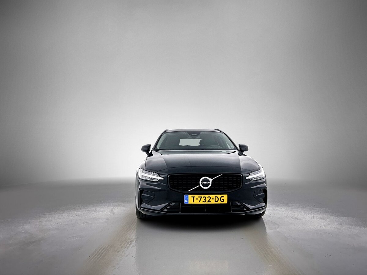 45216804 volvo v60 2 0 b3 plus dark 6 06