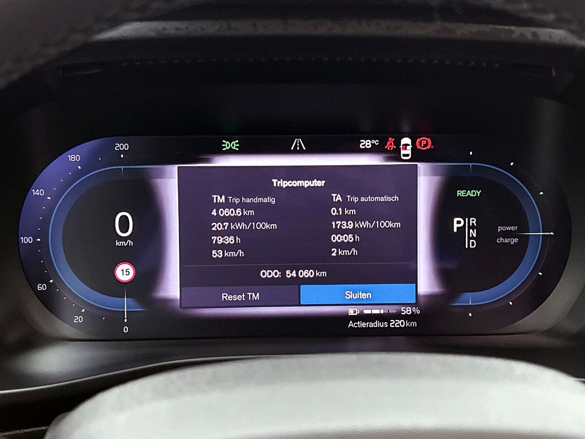 46101950 volvo xc40 recharge plus 70 kwh 8 02