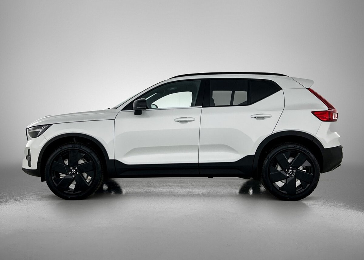 46502610 volvo xc40 xc40 b4 plus black edition panoramadak nubuck bekleding 2 01