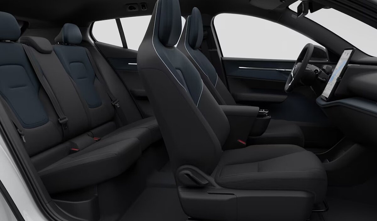 48676960 volvo ex30 plus extended range 4