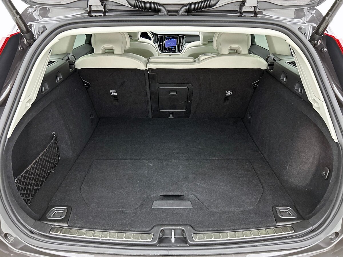 45912620 volvo v60 2 0 t6 awd ultimate bright 360a camera trekhaak panoramada 6b67ff