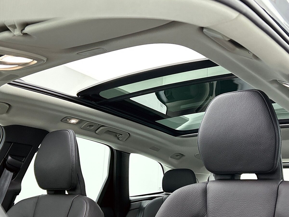 49302489 volvo xc60 2 0 t6 awd ultra dark 68