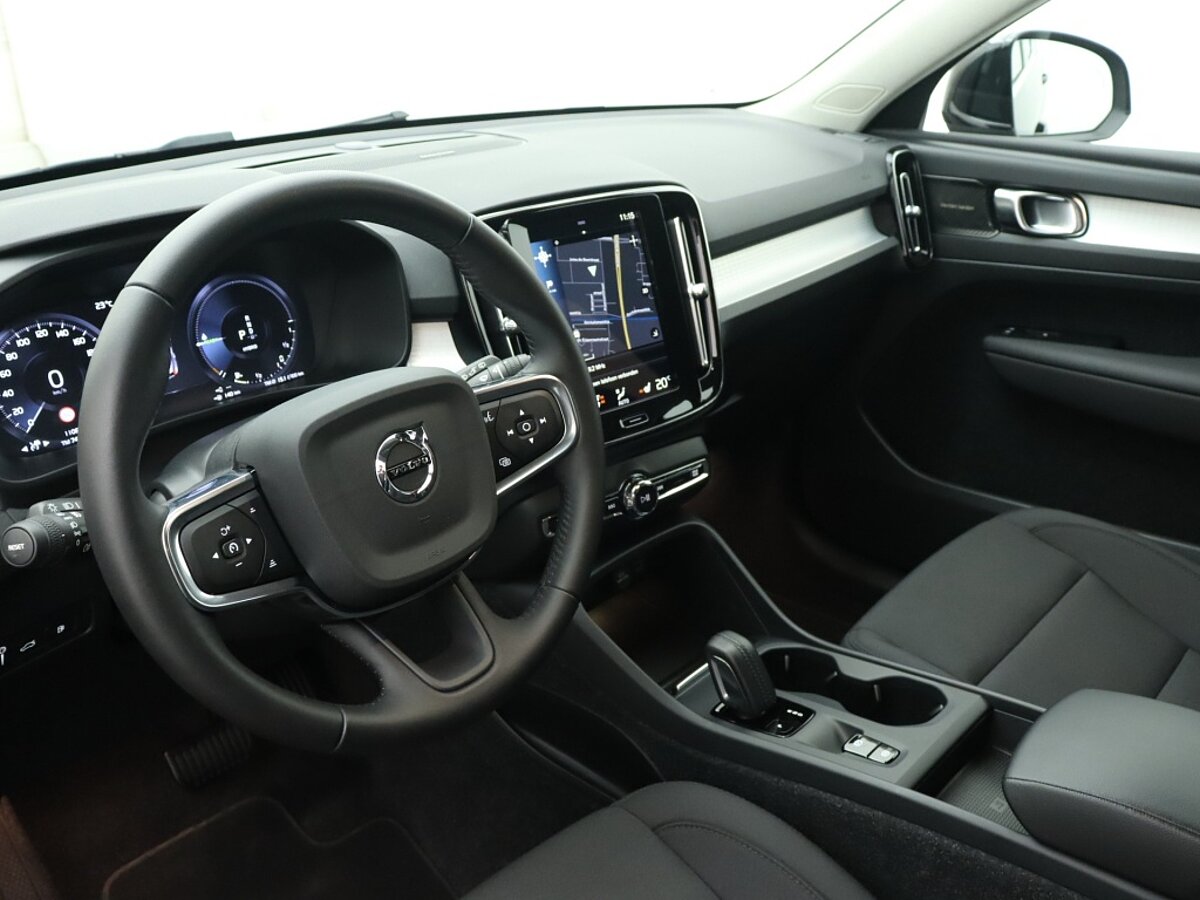 35013438 volvo xc40 1 5 t5 recharge inscription 4 03