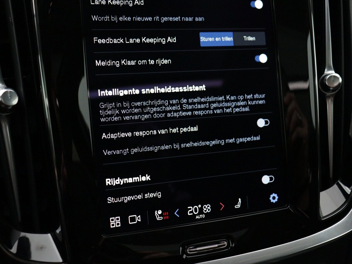 43852732 volvo v60 2 0 b4 plus dark trekhaak panoramadak 21bd18