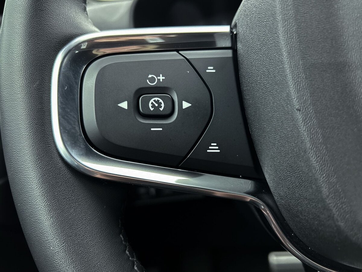 44319570 volvo xc40 t4 recharge r design 20 camera leder nubuck 4bb828