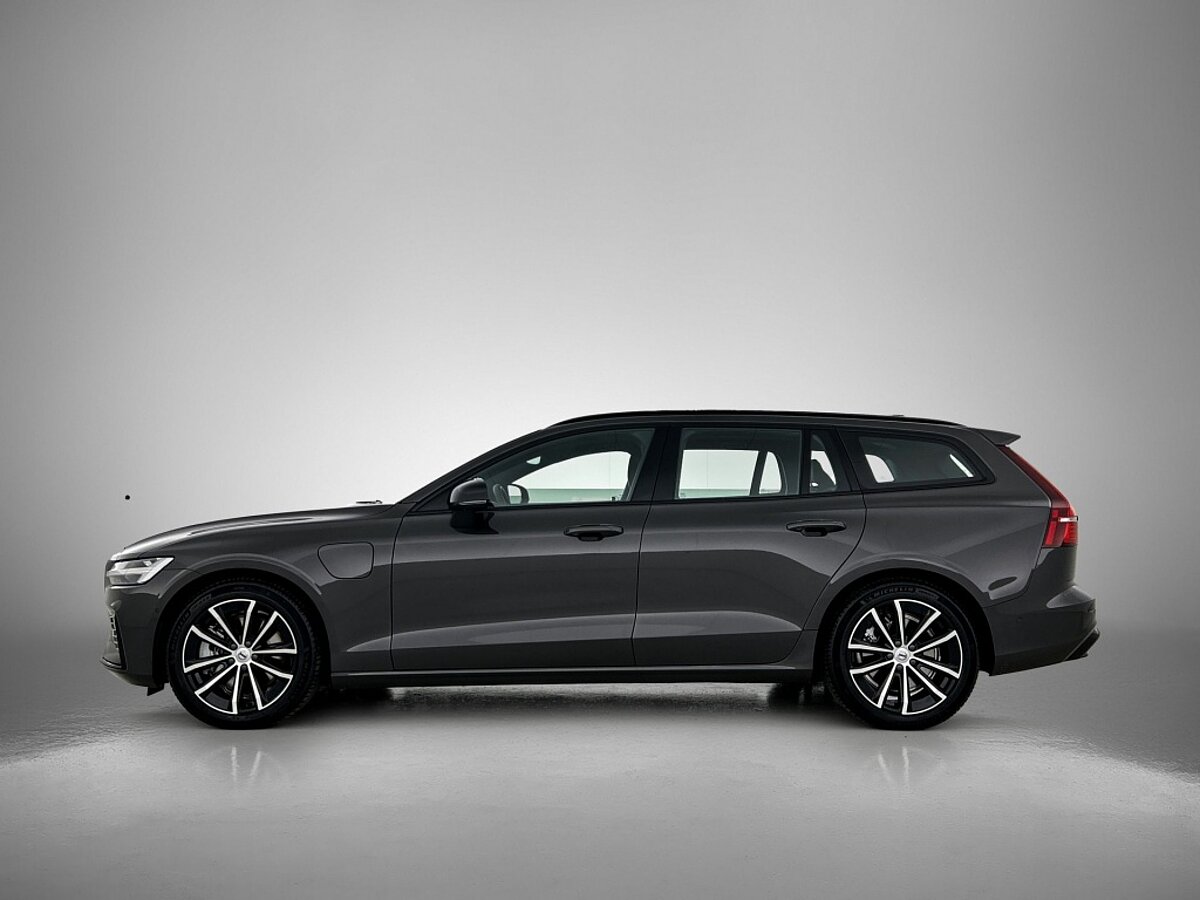 47464303 volvo v60 t6 awd recharge plus dark trekhaak 2 02