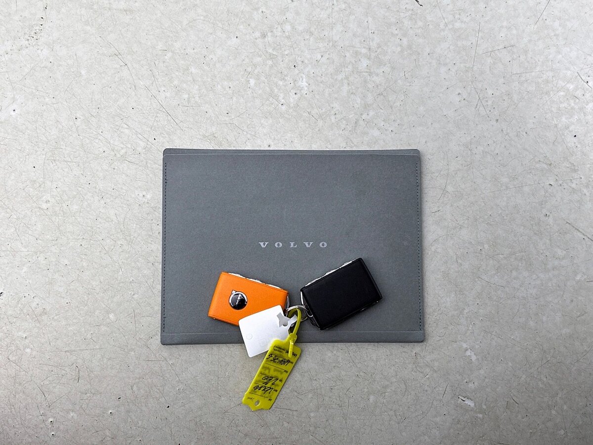 48515870 volvo v60 2 0 t6 awd plus dark trekhaak voorruit verwarming harman k 96b64e