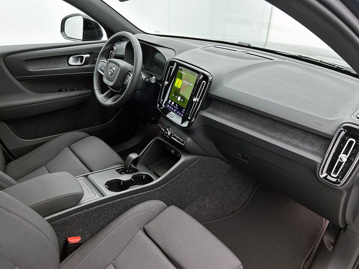 46536155 volvo ex40 extended range plus dark 82kwh 88