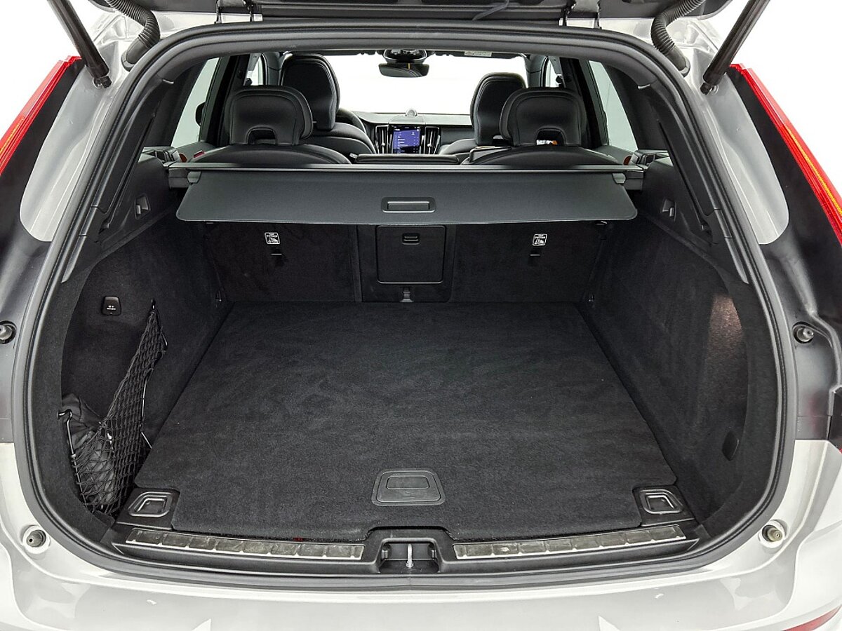 47941513 volvo xc60 2 0 t8 awd polestar 97