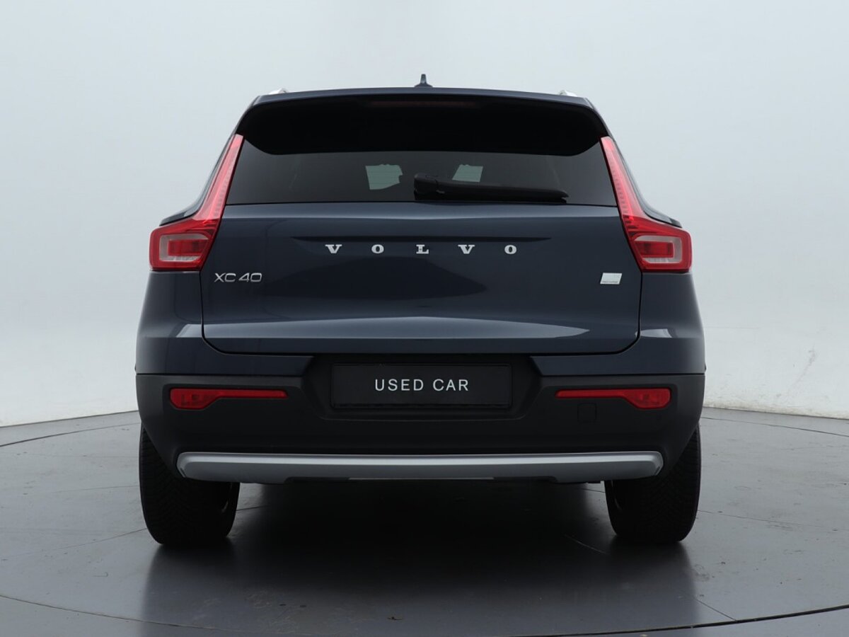 44244905 volvo xc40 1 5 t4 recharge inscription expression 7 02
