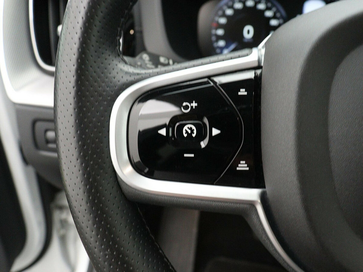 34254977 volvo xc60 2 0 t5 awd inscription panorama dak harman kardon memory s 663bdf