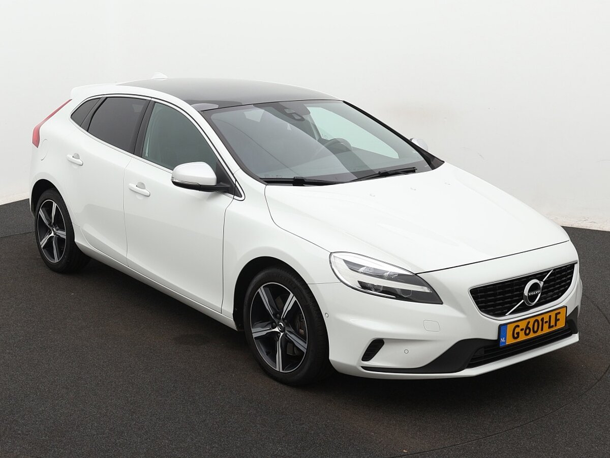 36007830 volvo v40 1 5 t3 polar sport panorama dak navigatie pdc 7 02