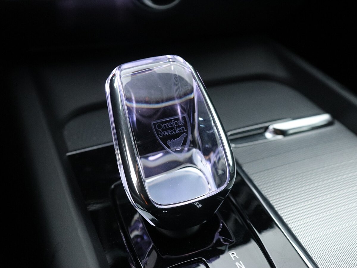 43755346 volvo v60 2 0 b4 197 pk plus dark nappa open grid bekleding electris 800eac