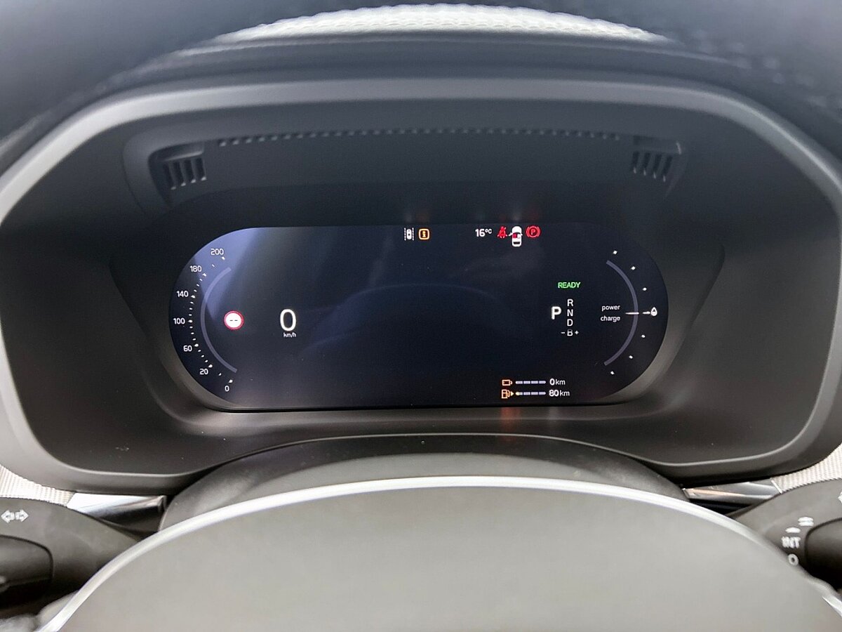 49114272 volvo xc60 2 0 t6 awd ultra black edition 38