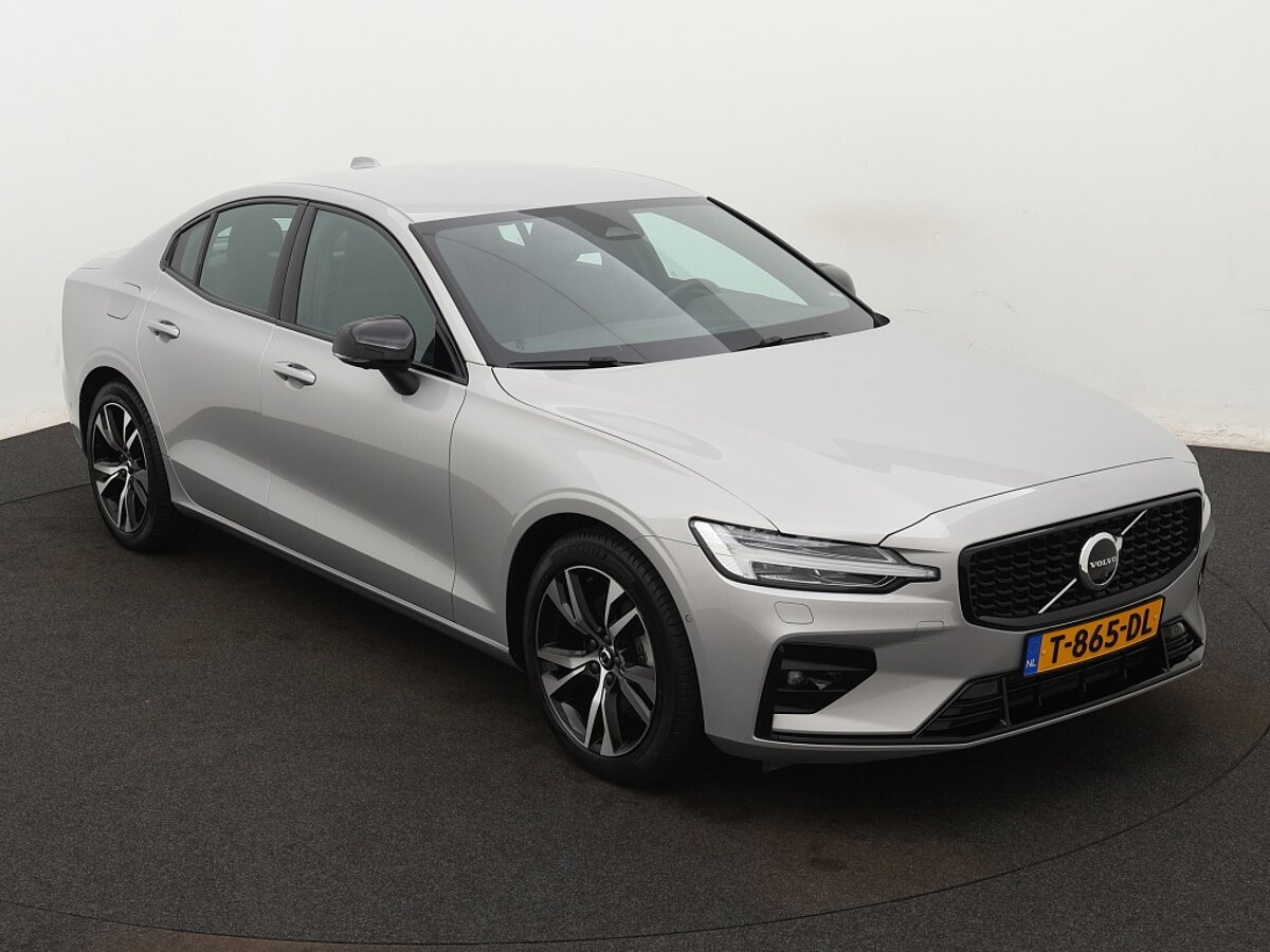 37256560 volvo s60 2 0 b4 plus dark lederen bekleding 360 camera 8 19