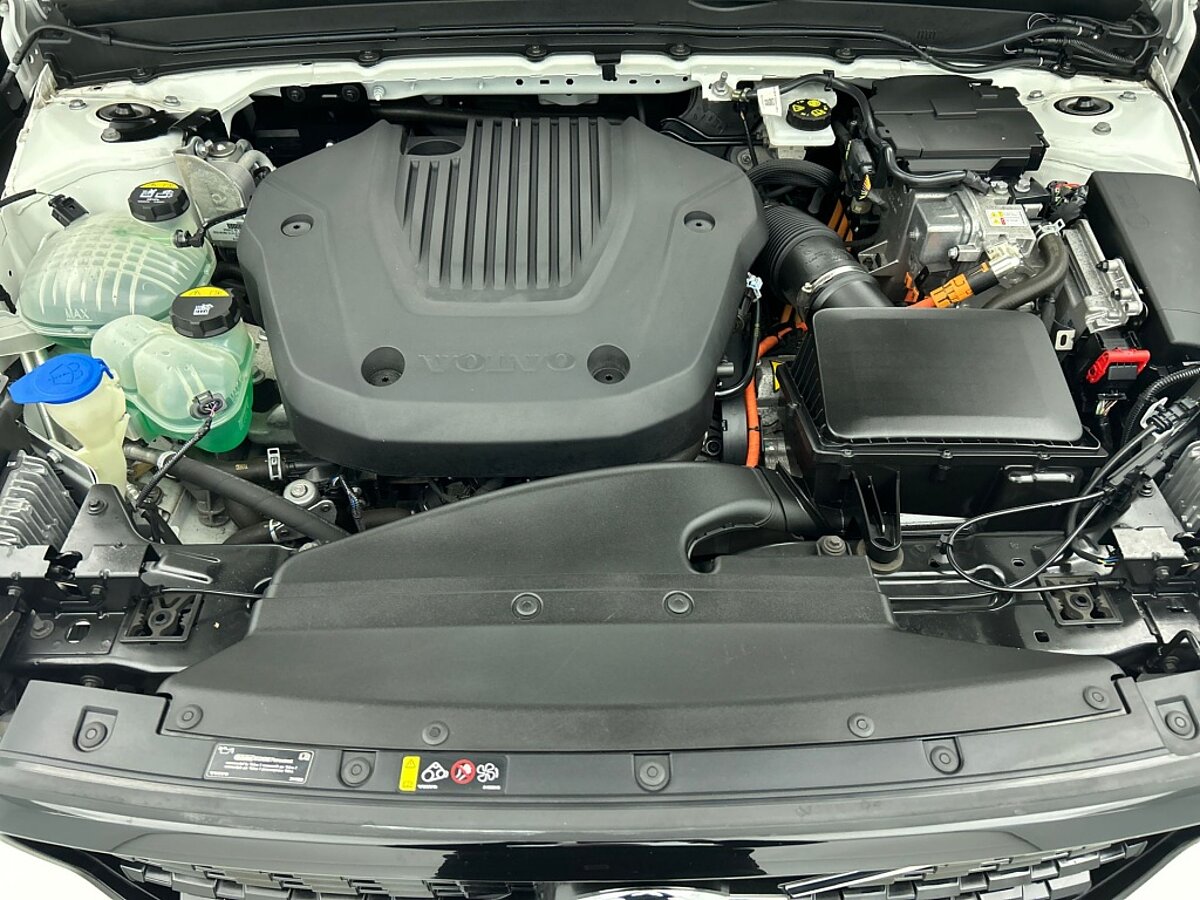 48084423 volvo xc40 1 5 t5 recharge r design 67