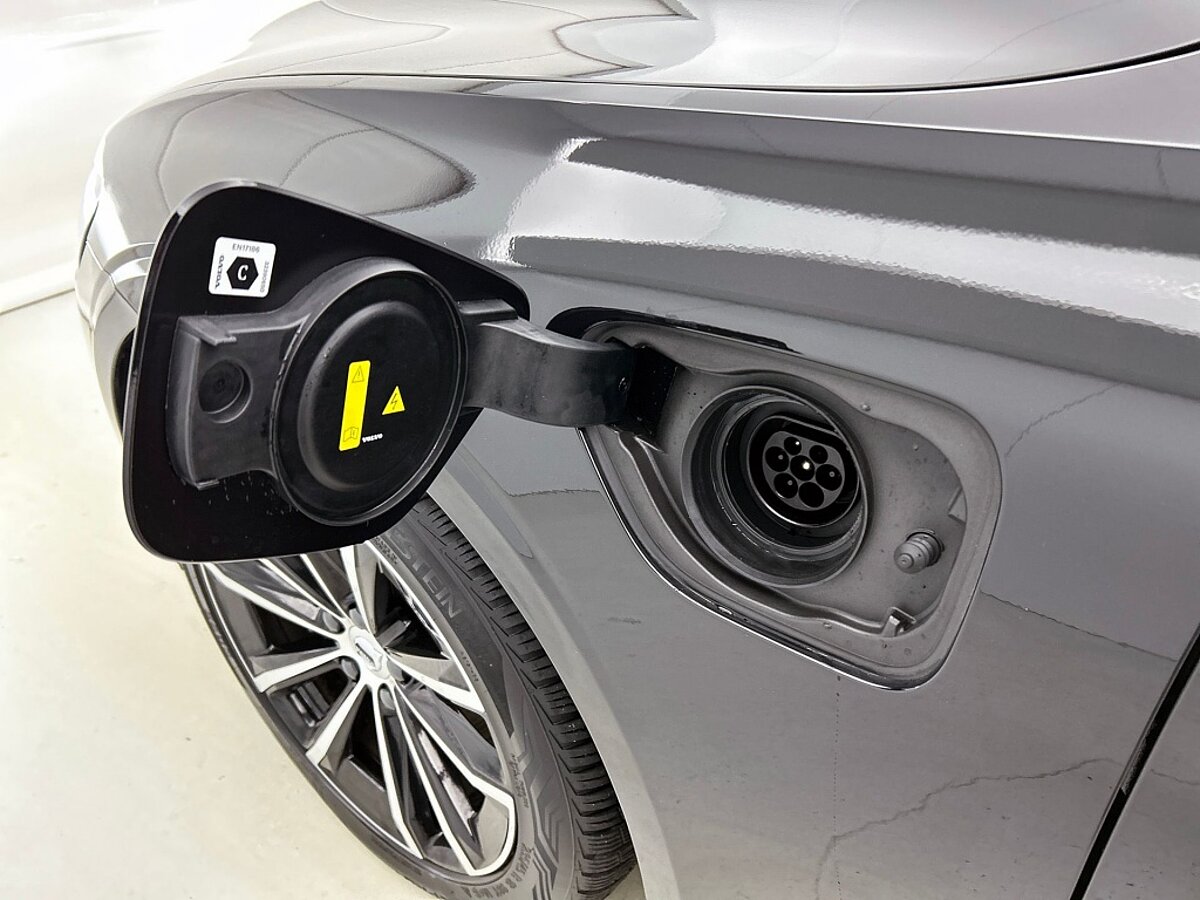 48291005 volvo v60 2 0 t6 bright leder trekhaak climate pack pilot assist 75a76c