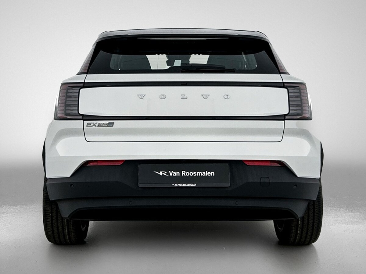 49433396 volvo ex30 plus extended range nieuw voorraad climate pack camera 3 01