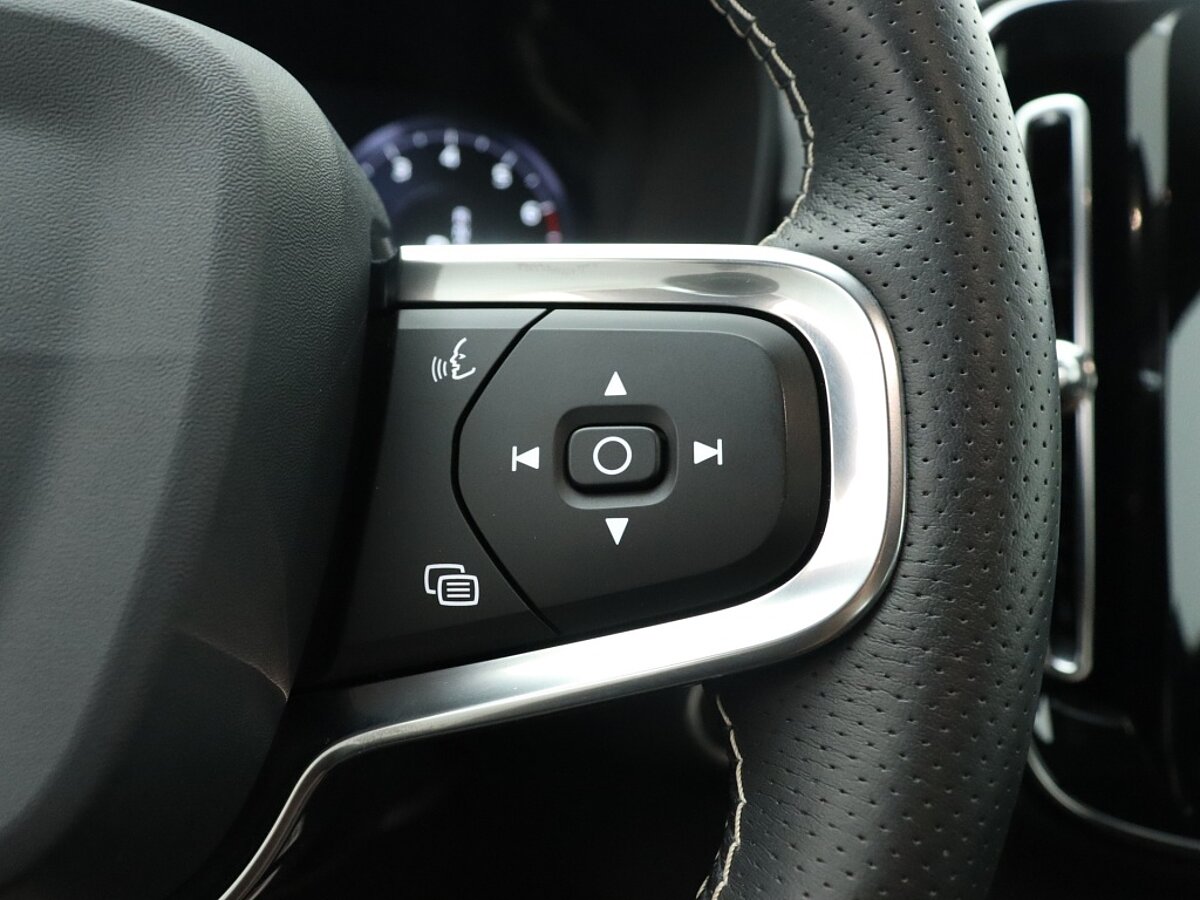 34505221 volvo xc40 1 5 t3 r design park assist navigatie stoelverwarming 39