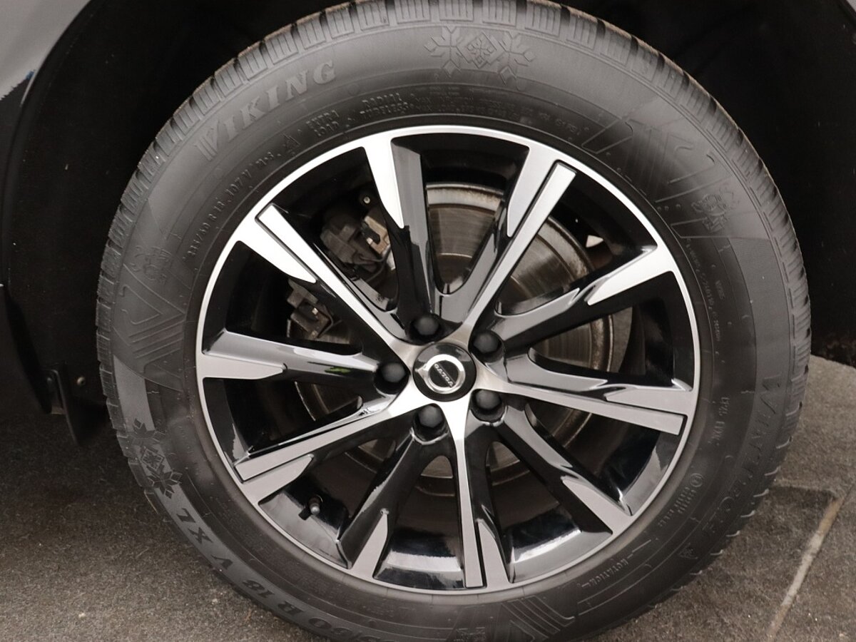 43349984 volvo xc60 2 0 b5 awd momentum pro 78